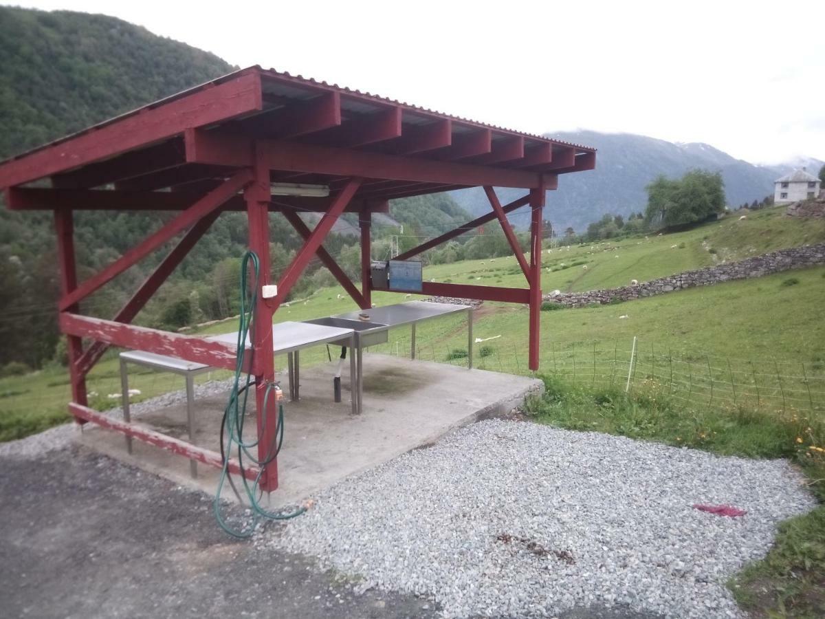 Вилла Stenvag Camping Эйдсдал Экстерьер фото